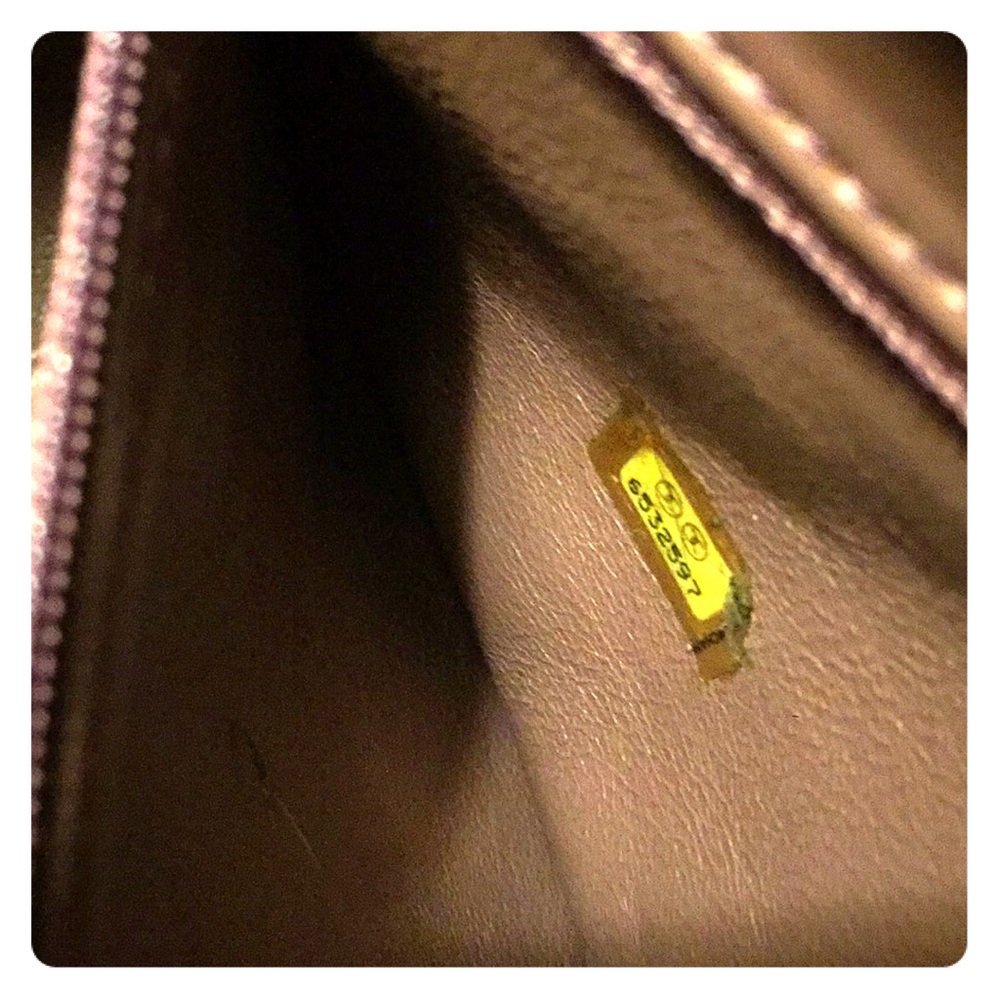 🌹💯authentic CHANEL timeless petite shopping tote - Picture 6 of 10